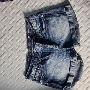 Miss Me Jean shorts size 33